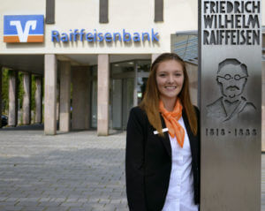 Bettina Merkel unterstützt unser Team in der Geschäftsstelle in Feucht.
